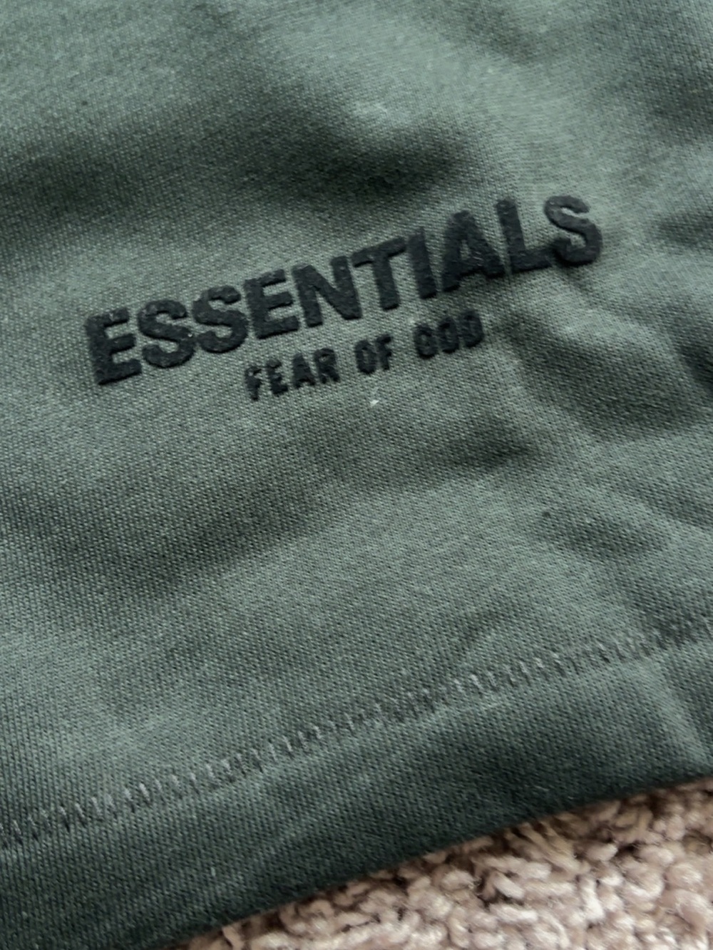 Essentials Shorts - Picture 2 of 5